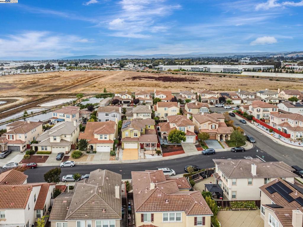 HAYWARD AREA - Residential