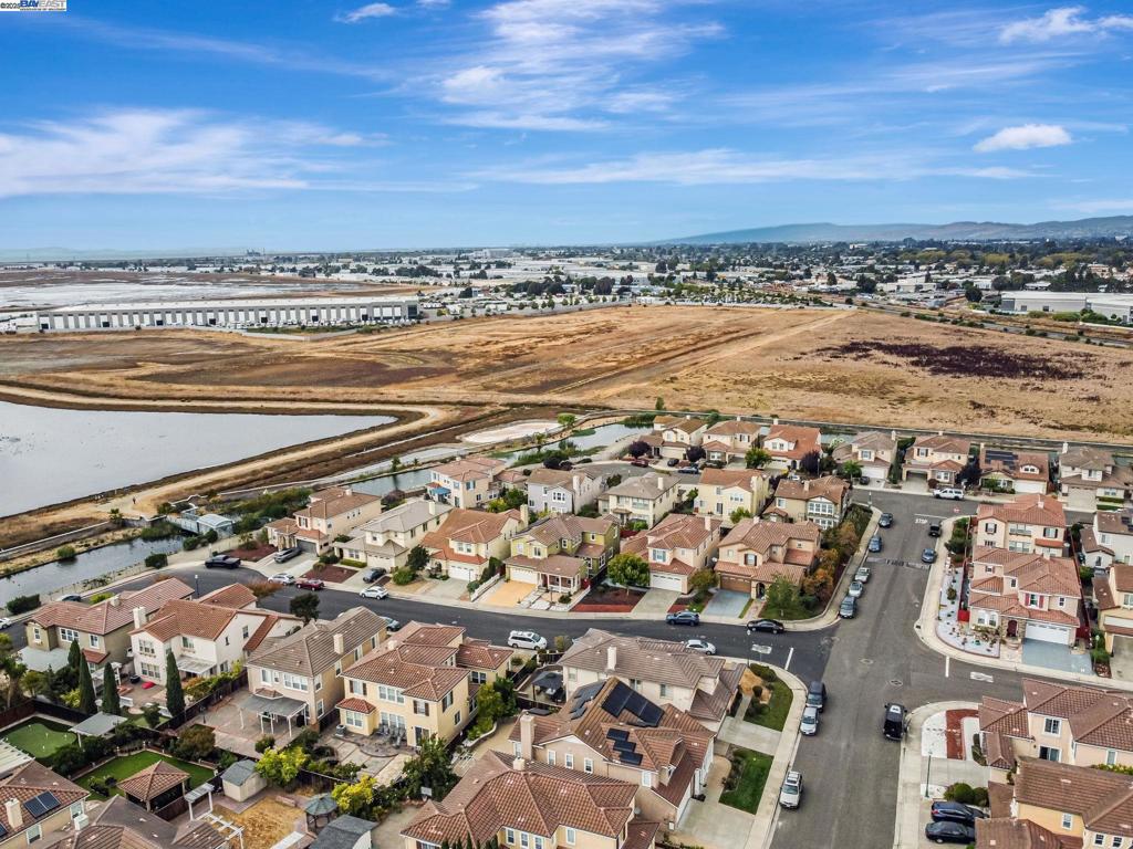 HAYWARD AREA - Residential