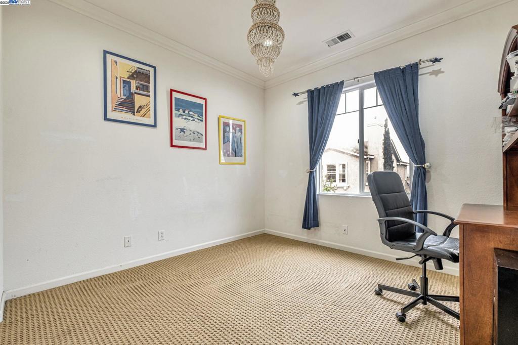 HAYWARD AREA - Residential