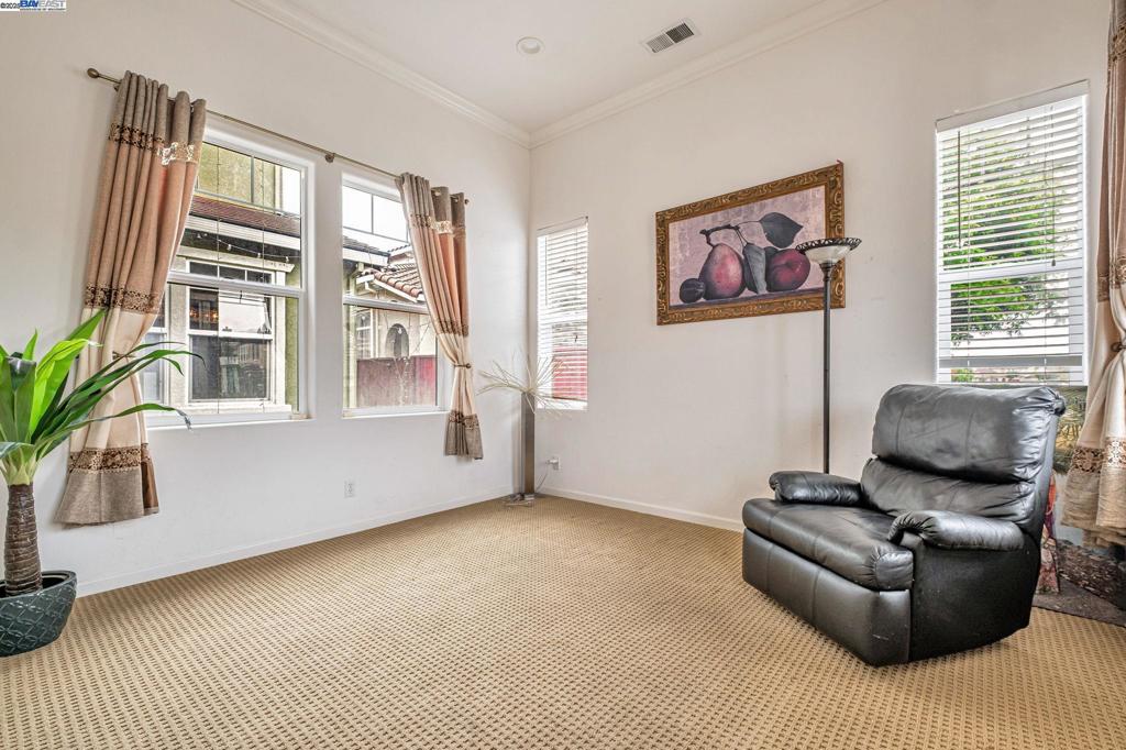 HAYWARD AREA - Residential