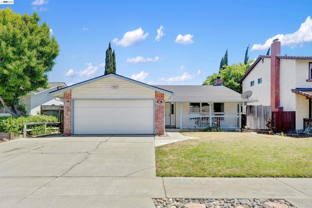 380 Springpark Cir CIR