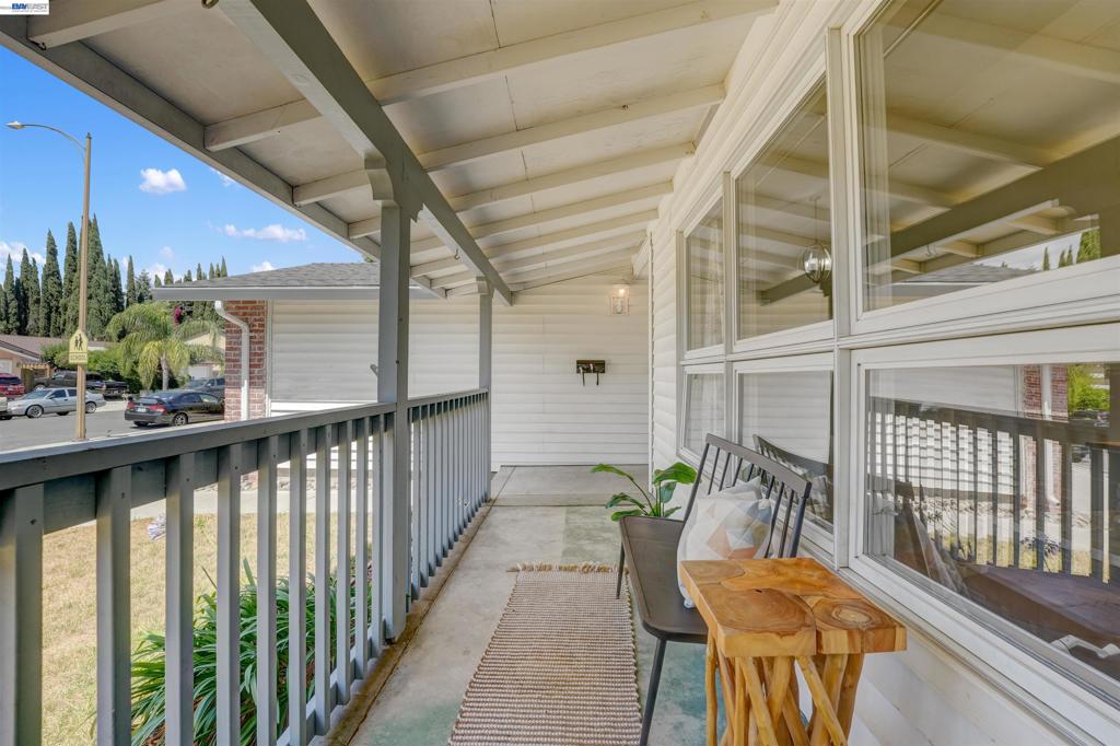 380 Springpark Cir