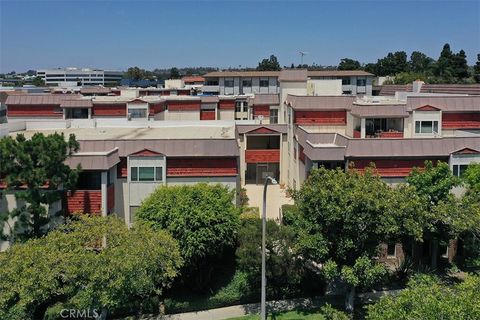 Photo of 5651 Sumner WAY #109, Culver City, CA 90230 (MLS # AR26159165)