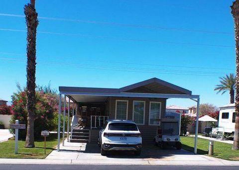Photo of 84136 Avenue 44, #321 Ave, Indio, CA 92203 (MLS # 219146497DA)