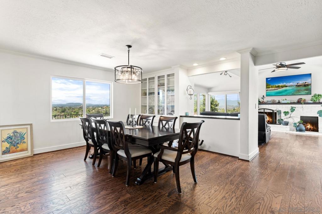 4986 San Jacinto Circle East