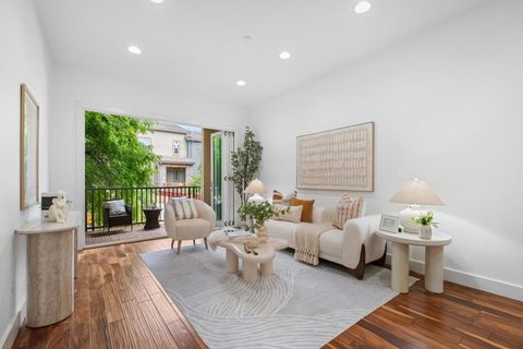 Photo of 2409 Venturi Place #4, San Jose, CA 95132 (MLS # ML82041990)