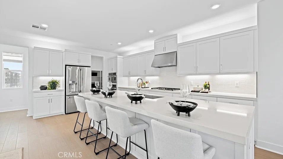 701 Sonia, Irvine CA 92618