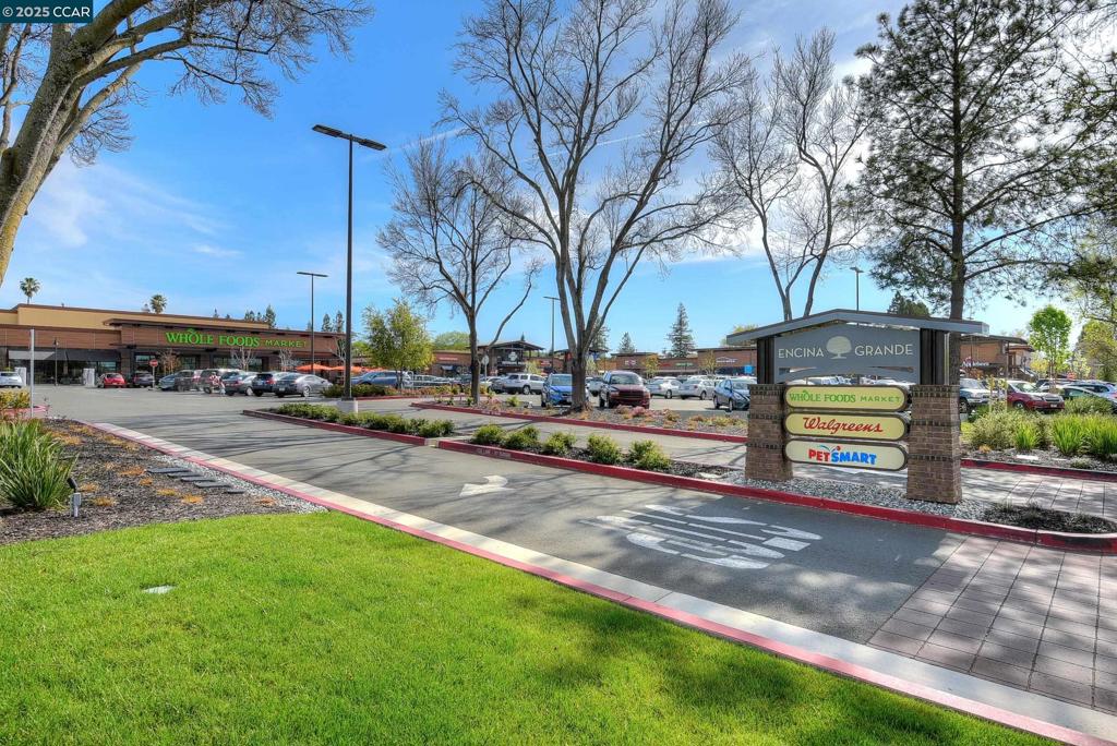 MONTECITO - Residential