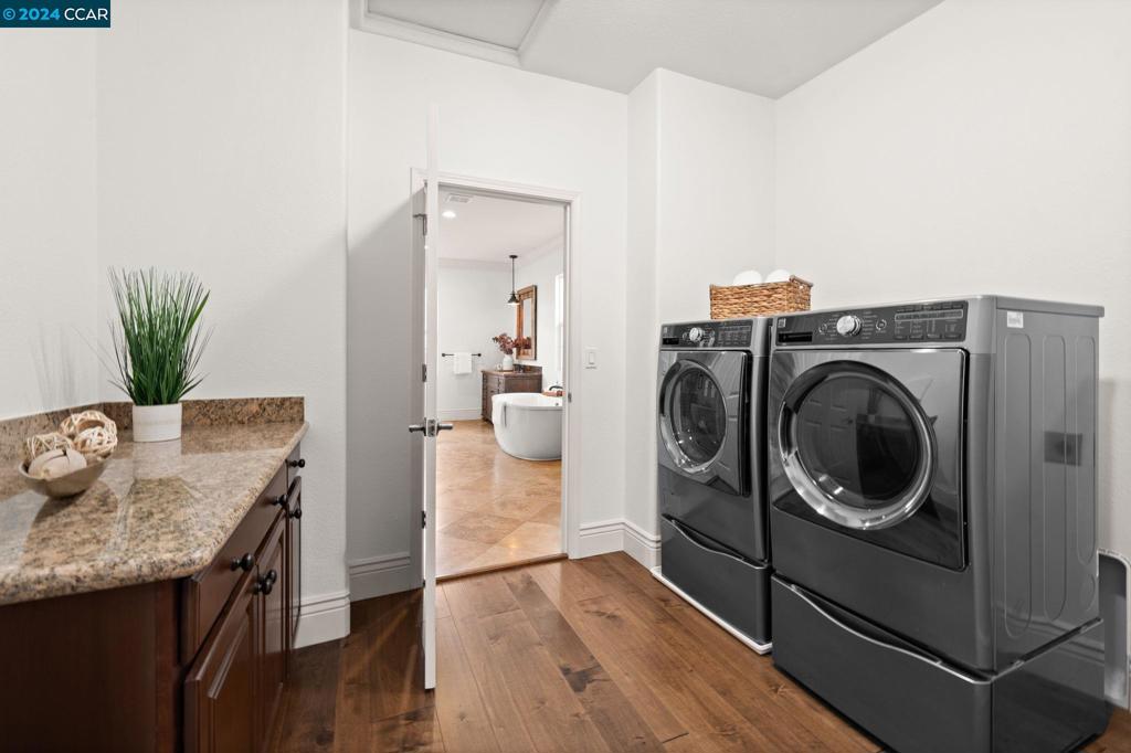 MONTECITO - Residential