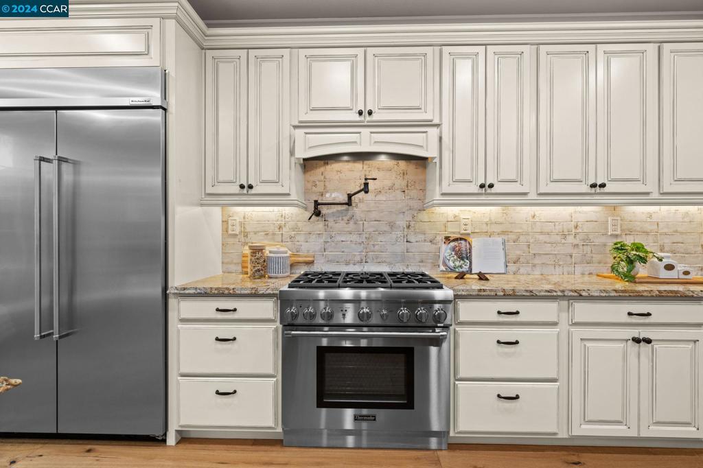 MONTECITO - Residential