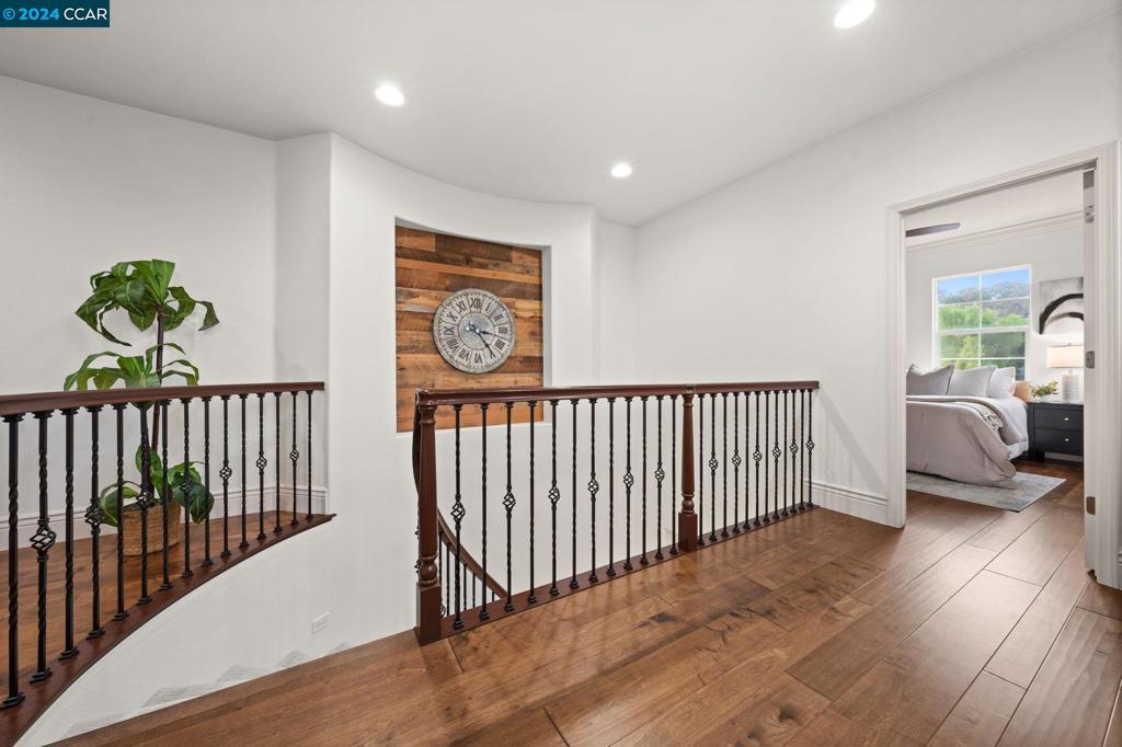 MONTECITO - Residential