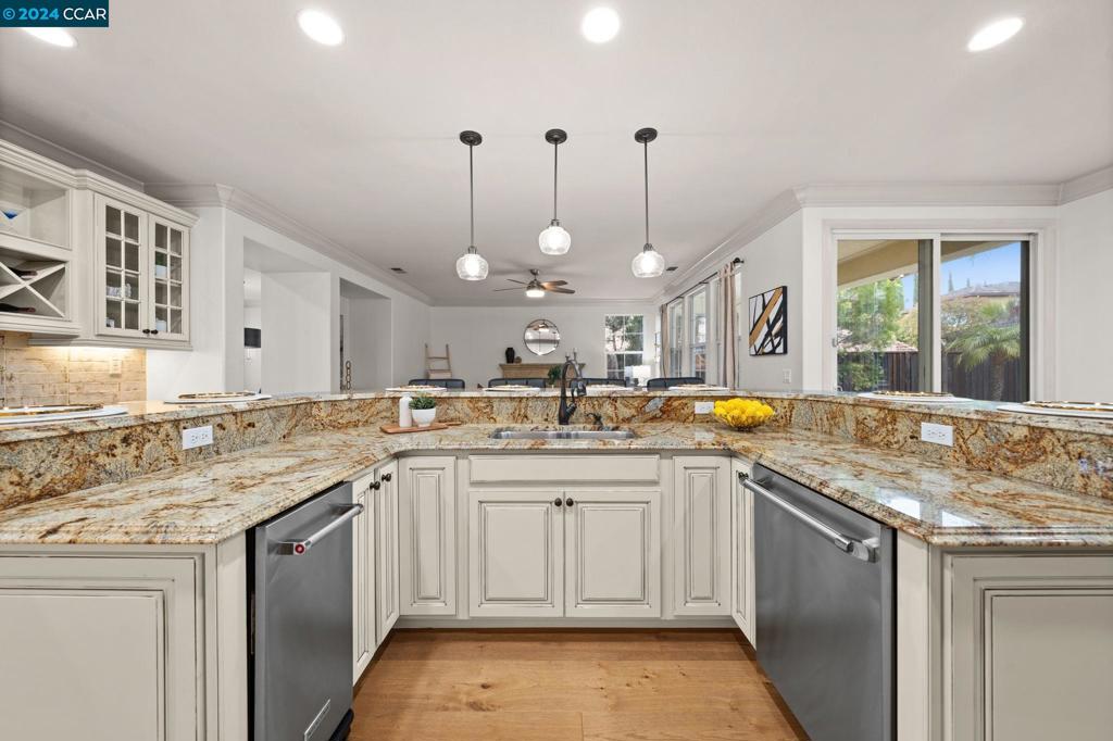 MONTECITO - Residential