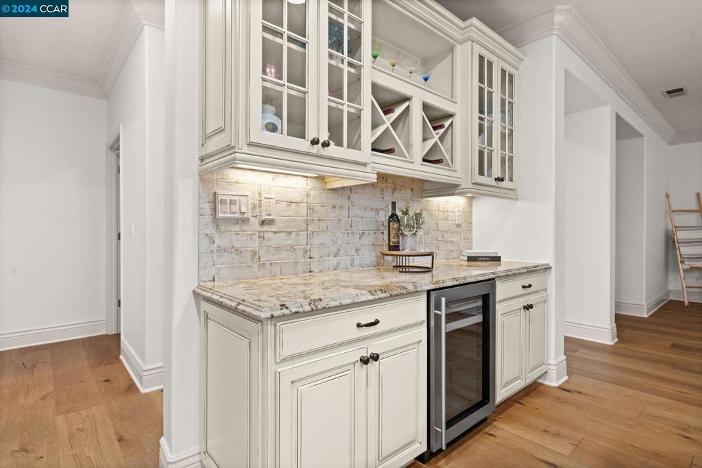 MONTECITO - Residential