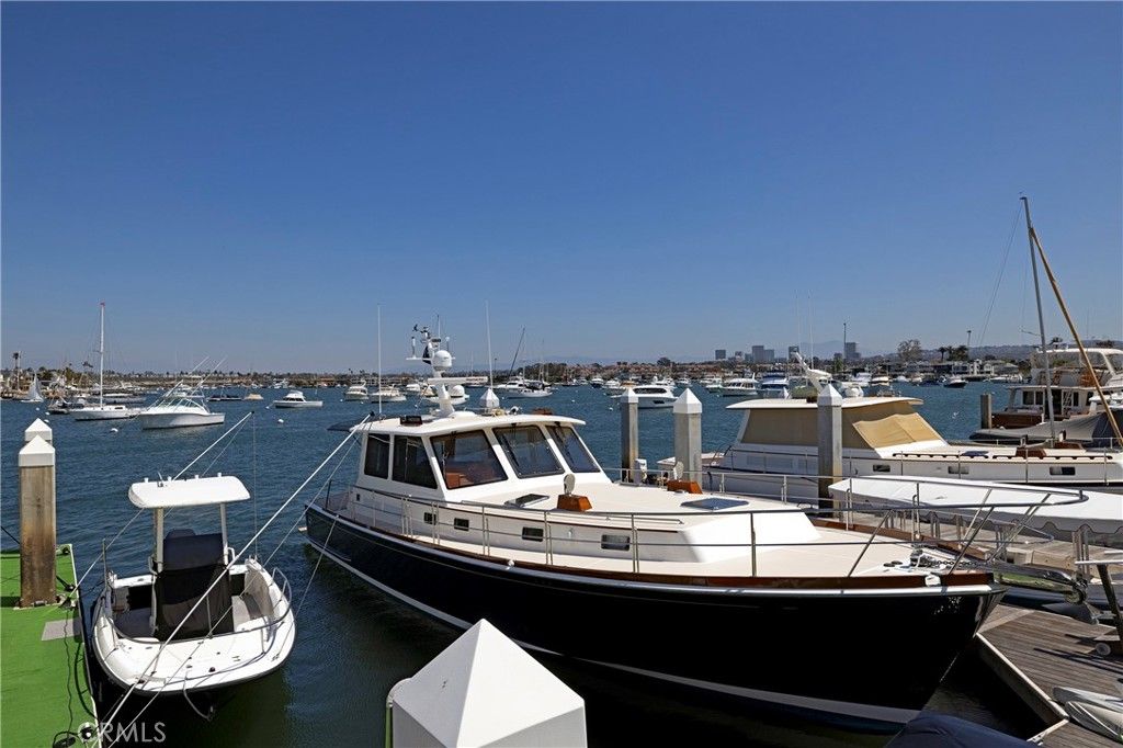 Photo of 812 W Bay Ave Ave, Newport Beach, CA 92661 (MLS # NP25084135)