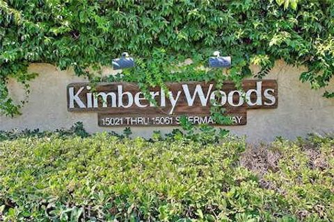 Photo of 15051 Sherman, Van Nuys, CA 91405 (MLS # SR25265634)