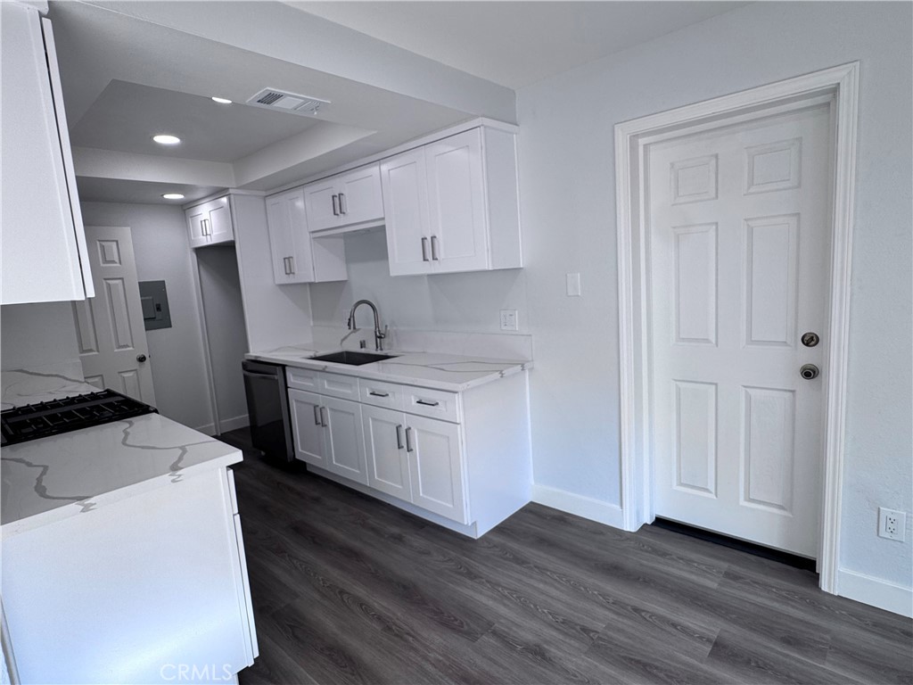16962 Sierra Vista Way