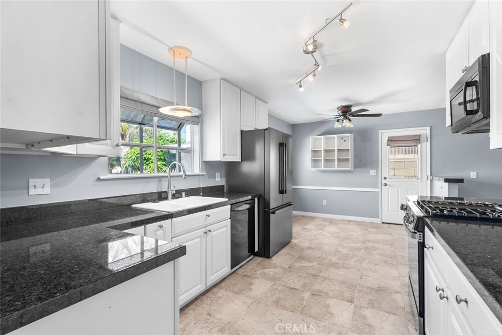 15072 Sussex Circle