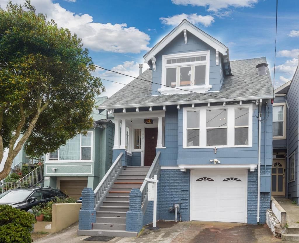 Photo of 961 Hanover Street, Daly City, CA 94014 (MLS # ML82025190)