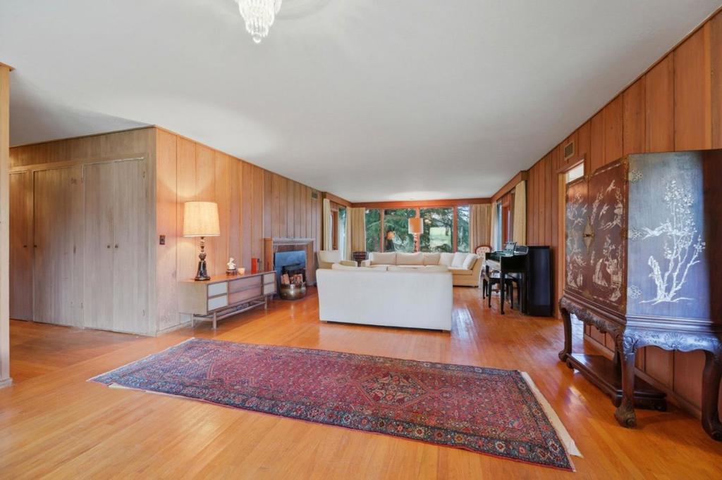 24733 Loma Prieta Avenue