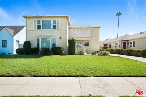 Photo of 1428 S Genesee Avenue, Los Angeles, CA 90019 (MLS # 26772733)