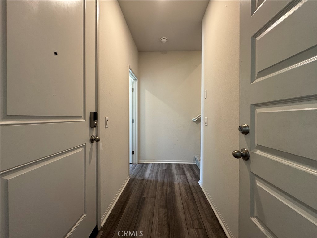 Properties 1 306 Lockhart Way