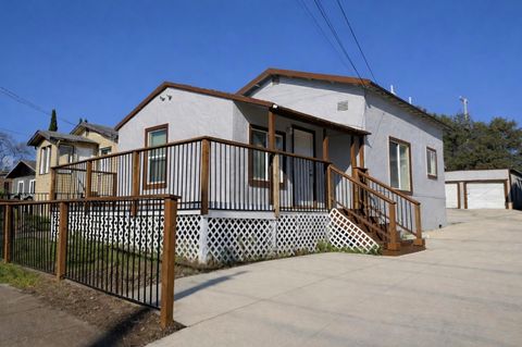 Photo of 324 Idora Ave Ave, Vallejo, CA 94591 (MLS # 41124086)