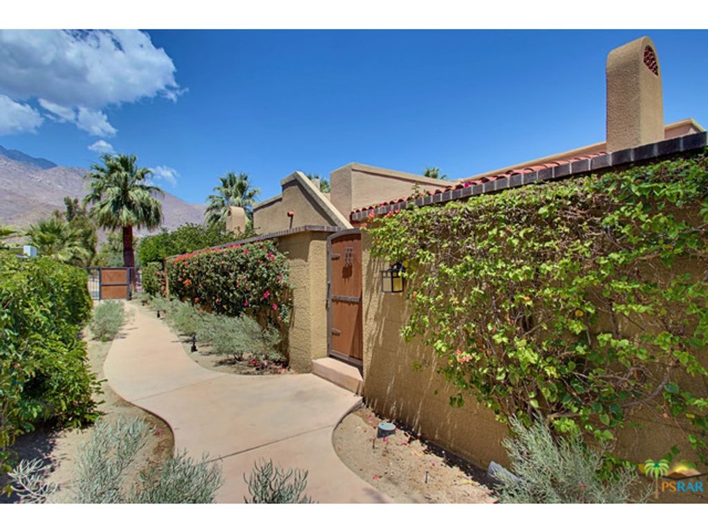 listing image 130720383883850197699