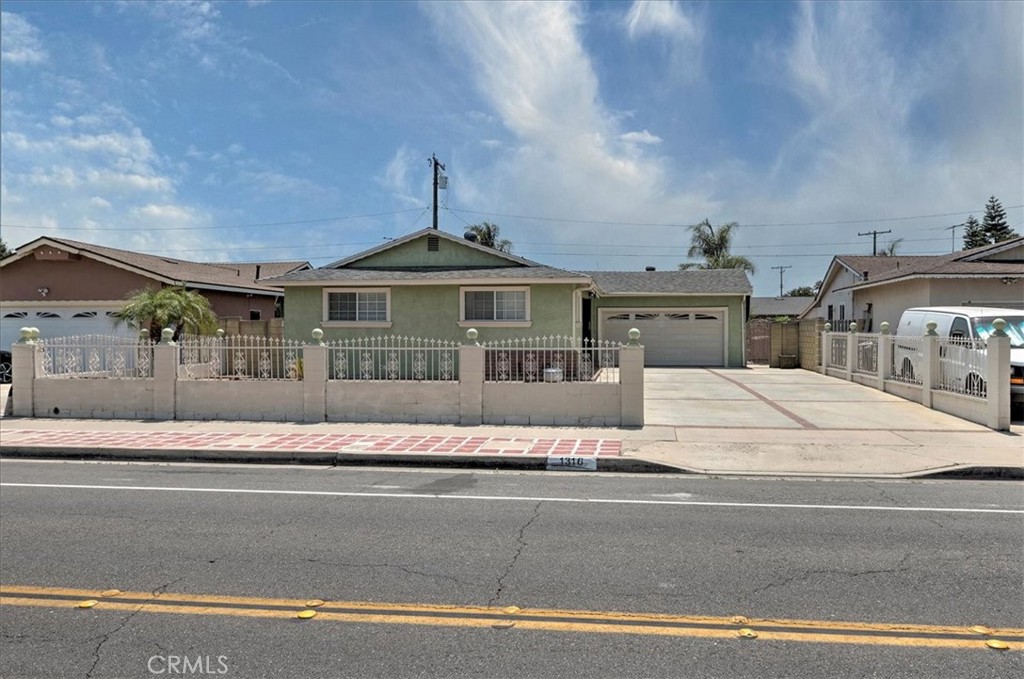 1316 E Romneya Drive