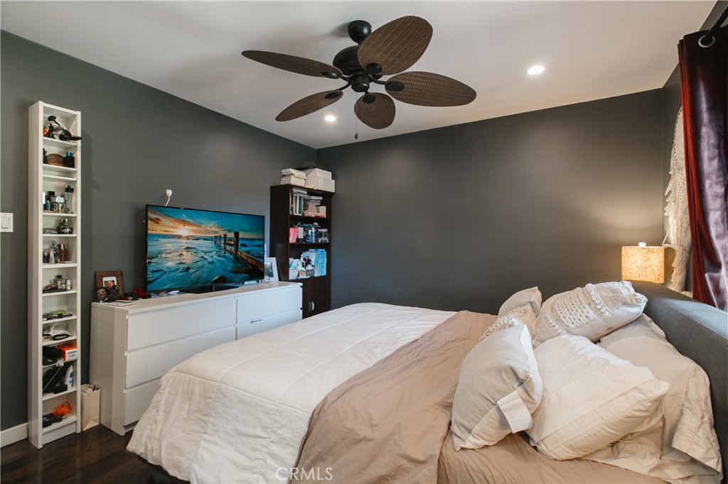 Santa Susana Knolls (166) - Residential Lease