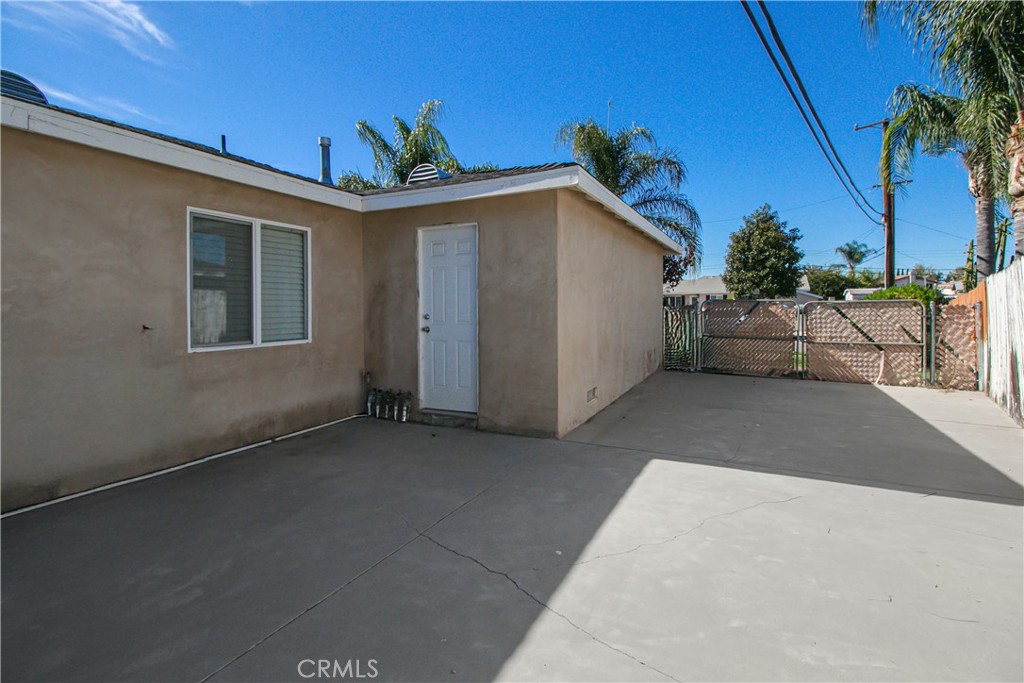 Santa Susana Knolls (166) - Residential Lease