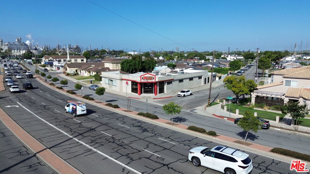 18727 Crenshaw Boulevard