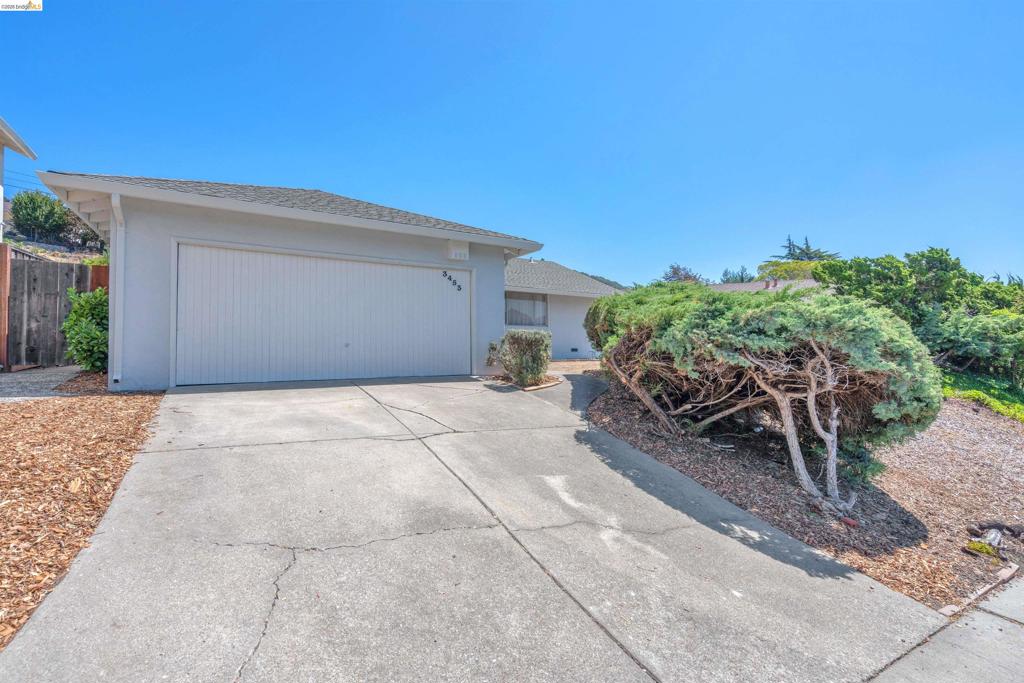 3453 Stewarton Dr DR, Richmond CA 94803