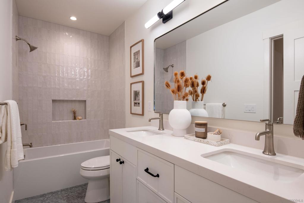 Cardiff By The Sea - Residential