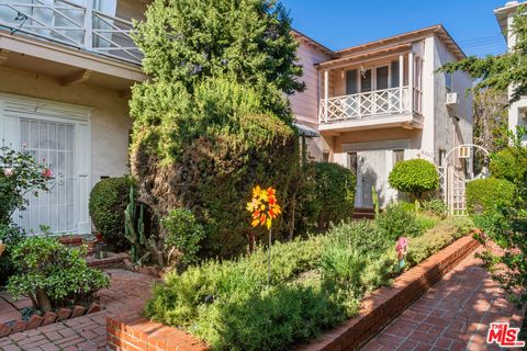 Photo of 6361 Orange Street, Los Angeles, CA 90048 (MLS # 26831079)
