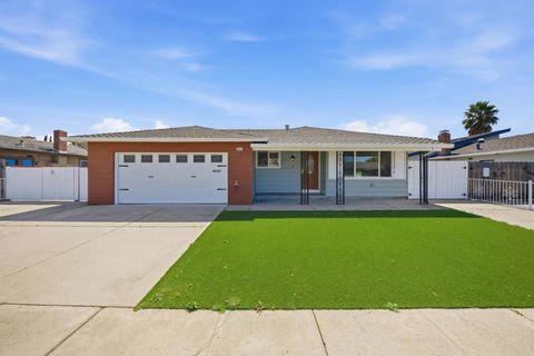 Photo of 6328 Narcissus Avenue, Newark, CA 94560 (MLS # ML82040837)