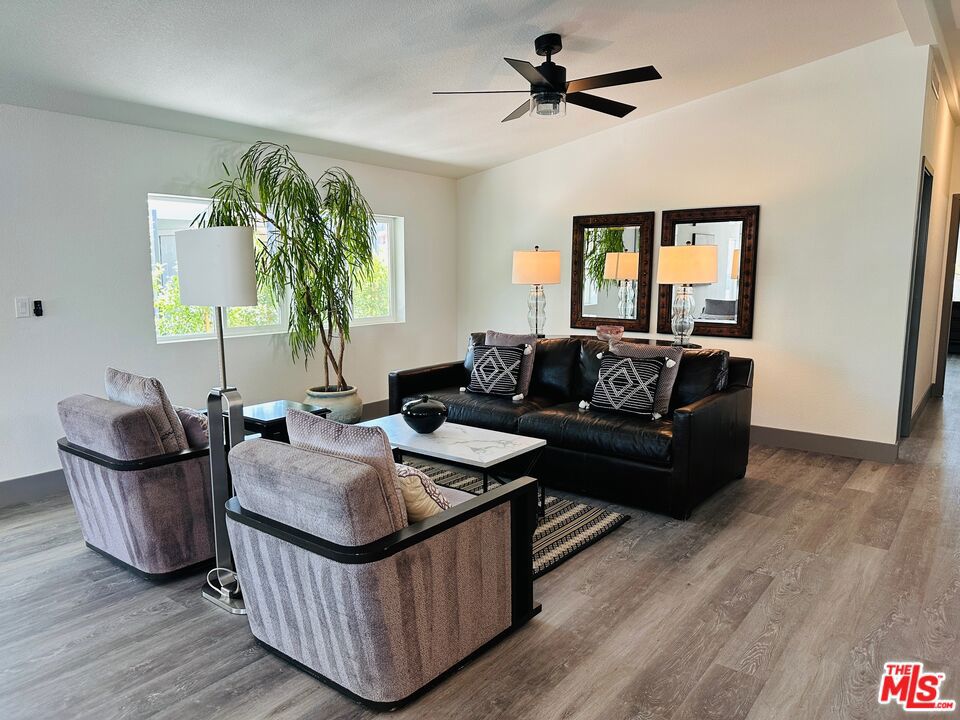 Date Palm Country Cl - Manufactured In Park