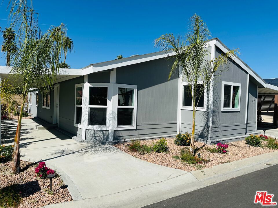 Date Palm Country Cl - Manufactured In Park