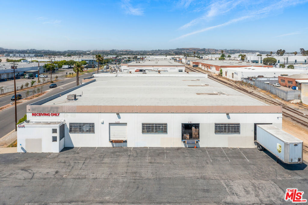 2300 Garfield Avenue