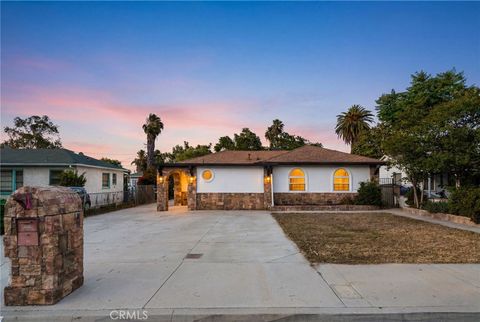 Photo of 3869 Shamrock AVE, Riverside, CA 92501 (MLS # IG26105525)