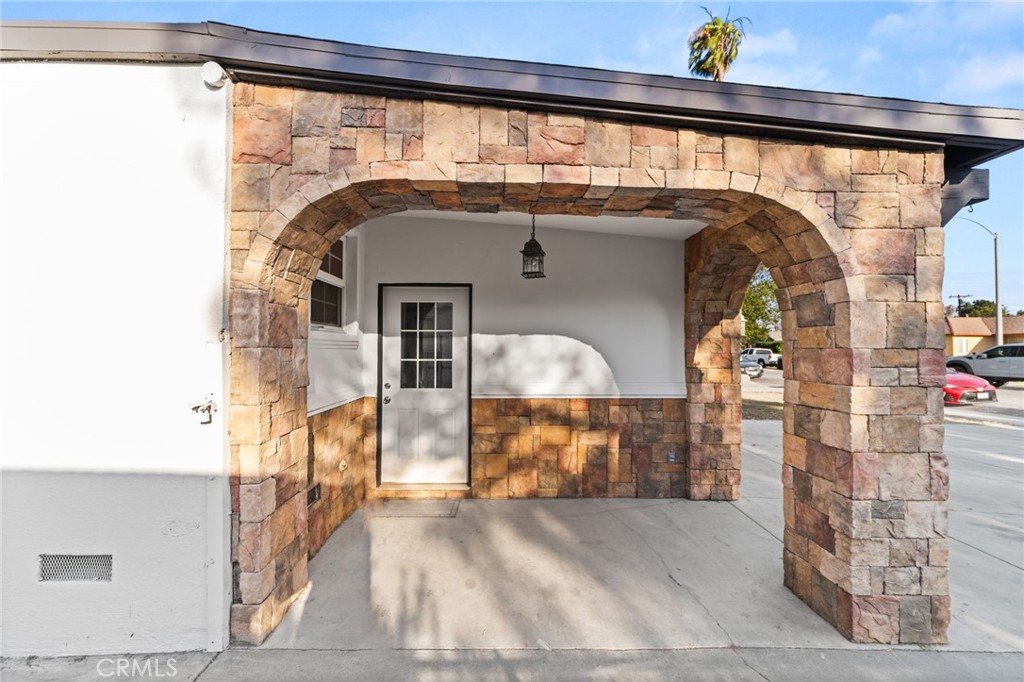 3869 Shamrock