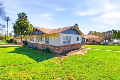 Photo of 595 N Meridian Ave, San Bernardino, CA 92410 (MLS # CV26063541)