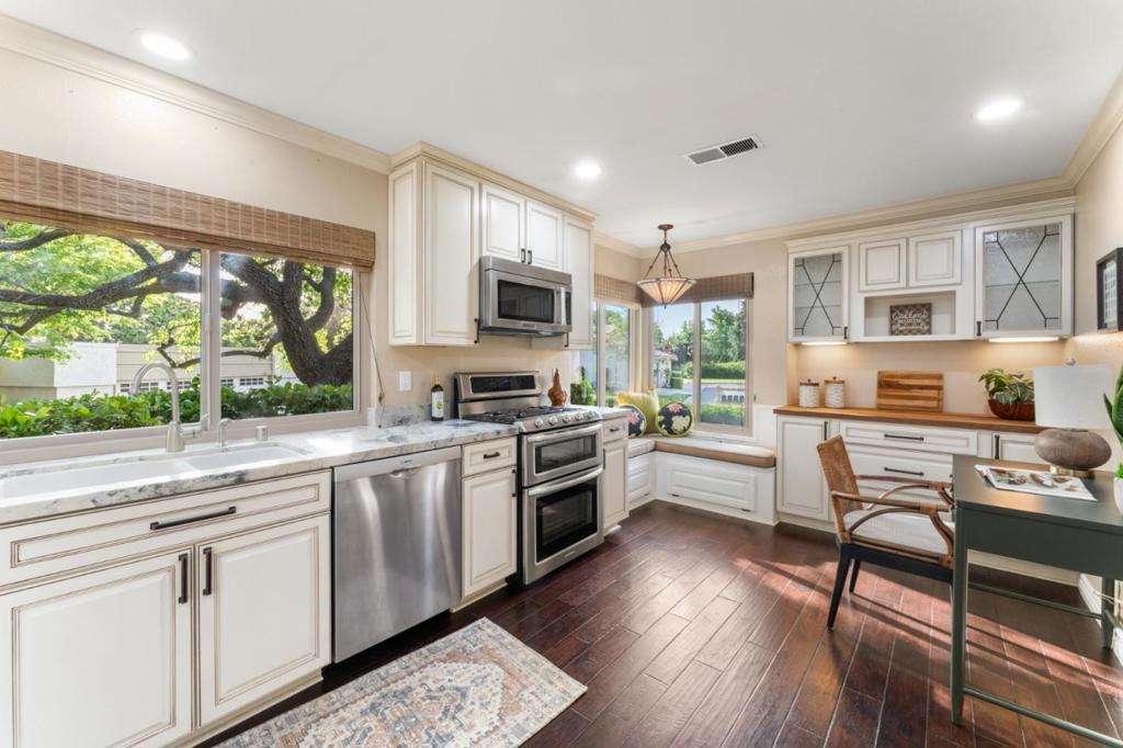 8336 Colombard Court