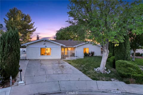 Photo of 2630 Space Court, Lancaster, CA 93536 (MLS # SR26167297)