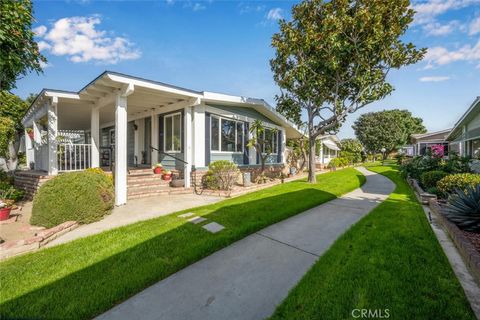 210 Silverlake Placentia CA 92870