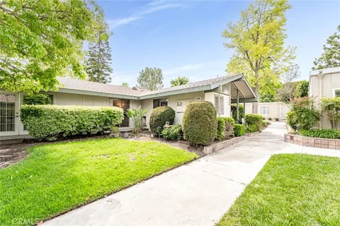 506 Avenida Sevilla Unit B, Laguna Woods, CA 92637 - MLS#: OC26068539