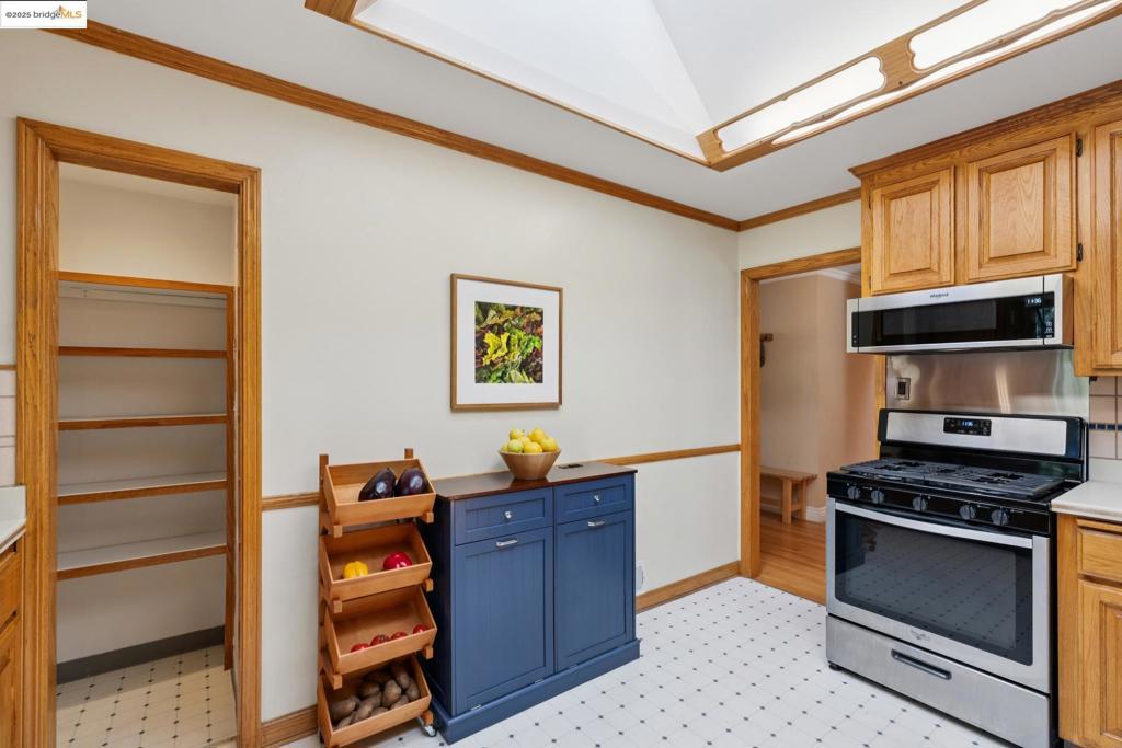 VALLEY VIEW - Residential