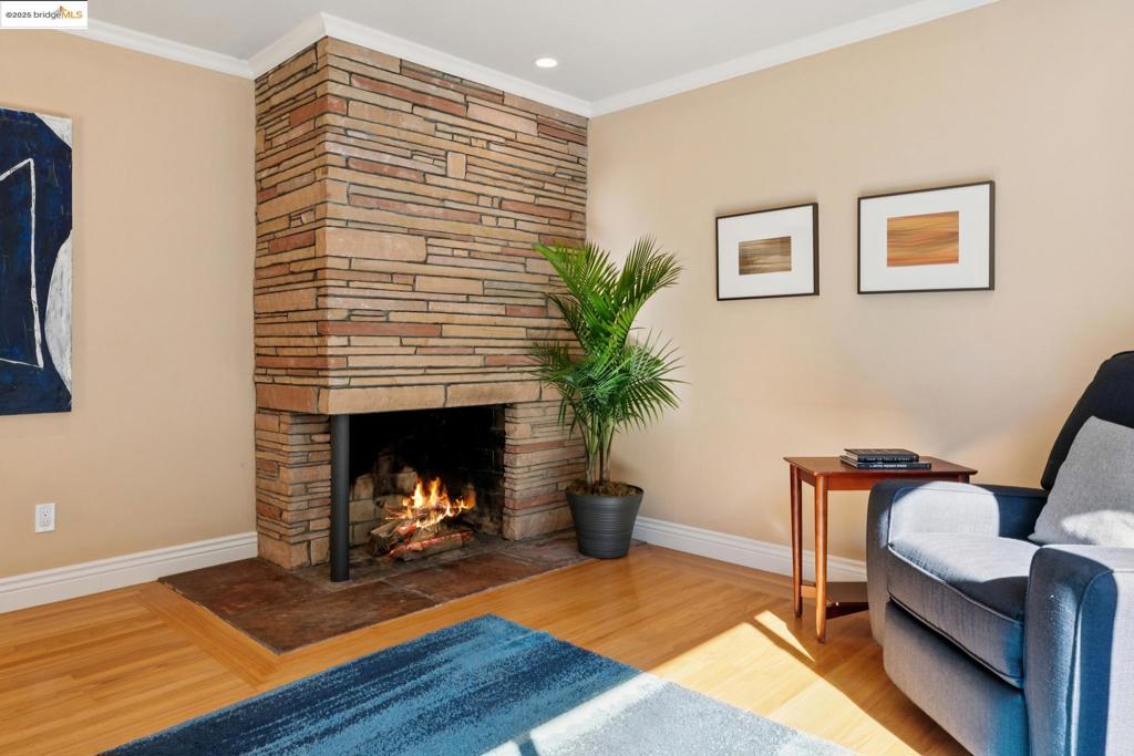 VALLEY VIEW - Residential