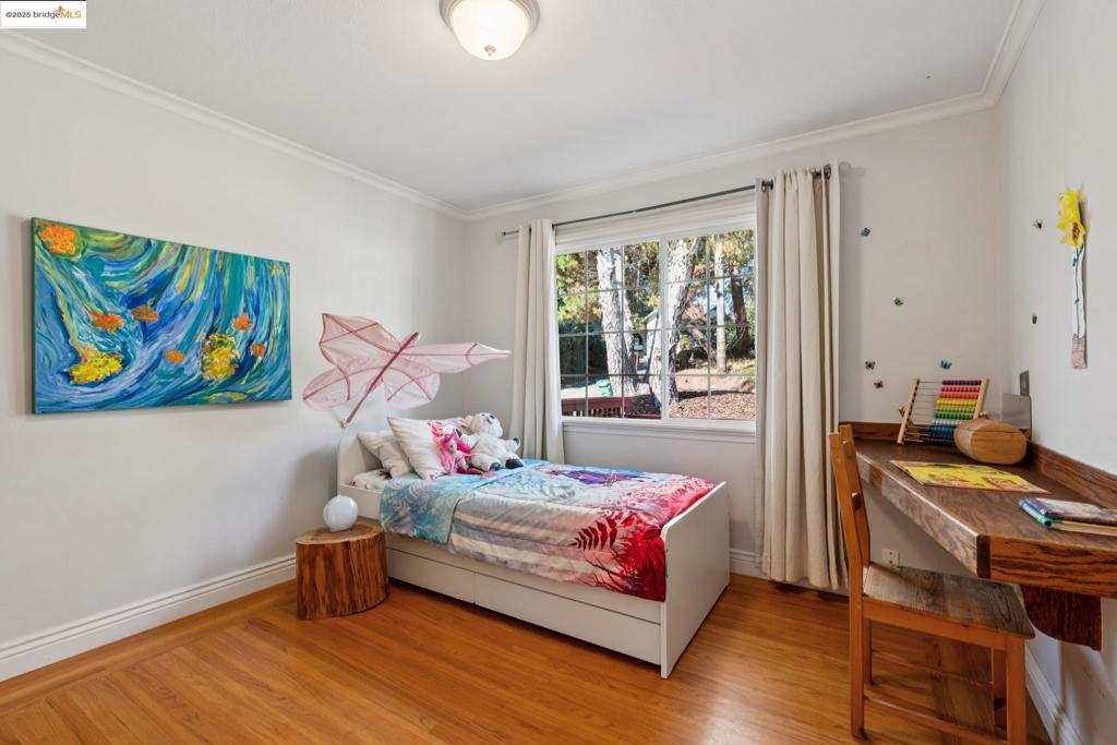 VALLEY VIEW - Residential