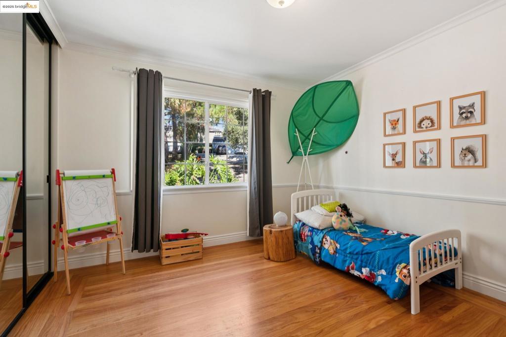 VALLEY VIEW - Residential