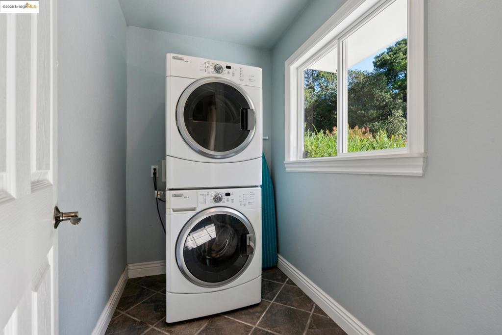 VALLEY VIEW - Residential